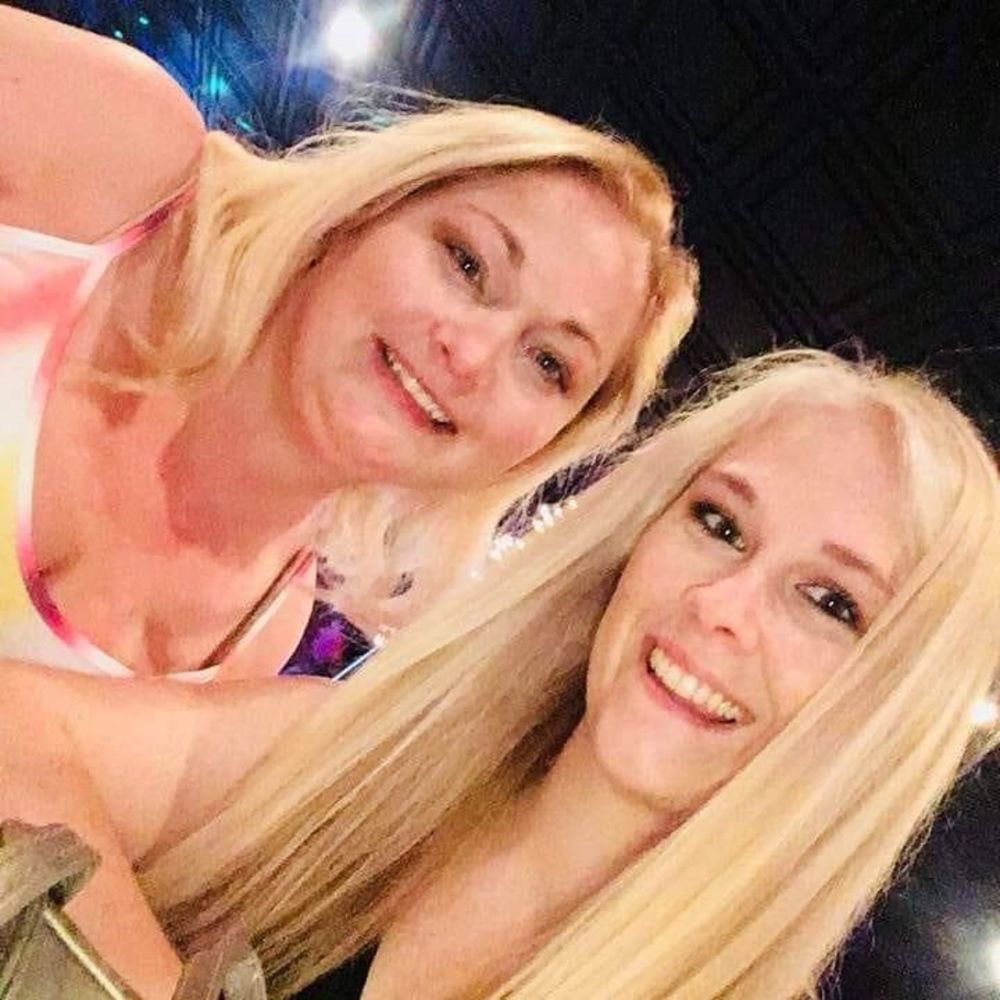 Meet your Posher, Yvette